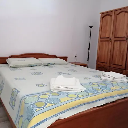 Sun 1 Pool View 1bed דירה *